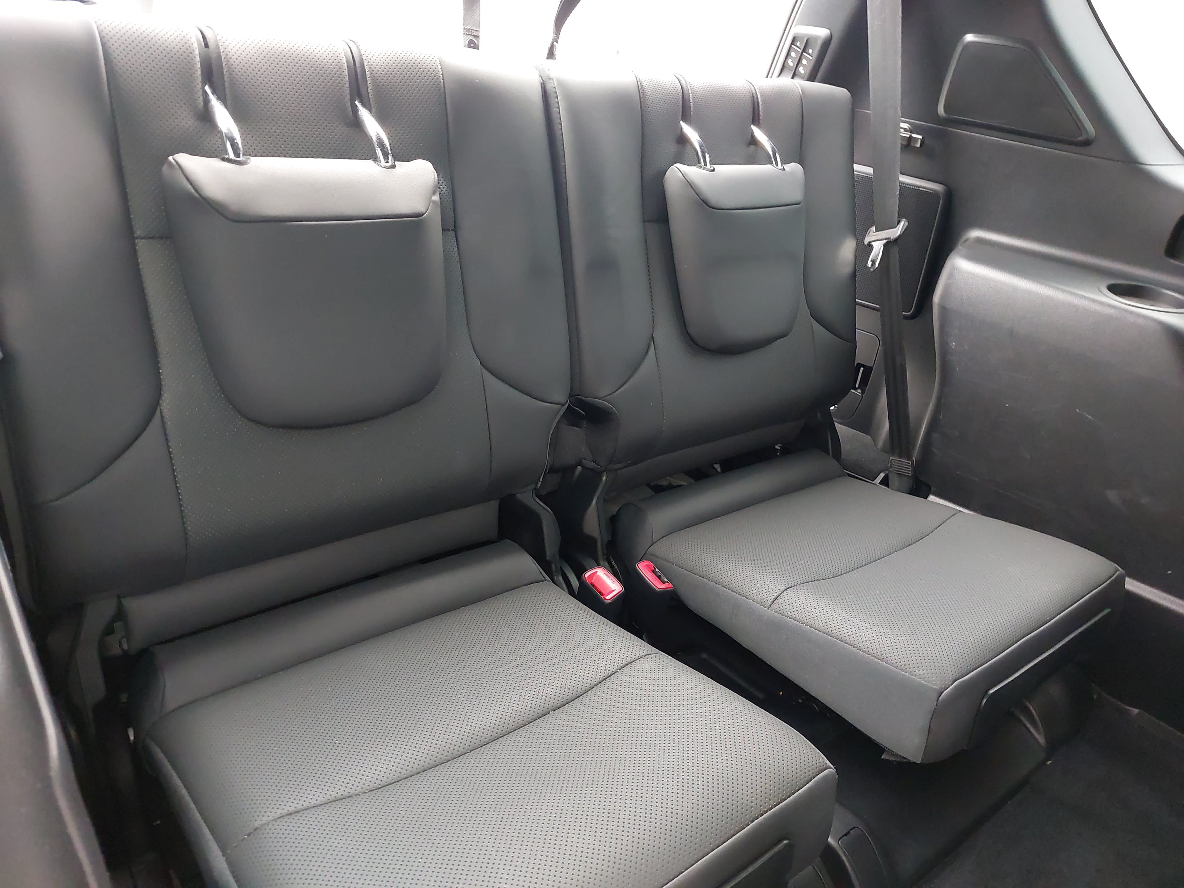 Used 2021 Lexus GX 460 Premium w/ Accessory Package AWD/4WD image 14
