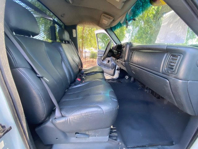 Used 2002 Chevrolet Silverado 3500 2WD Regular Cab image 15