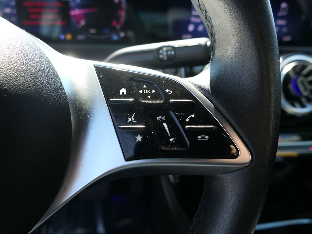 Used 2025 Mercedes-Benz CLA 250 image 15