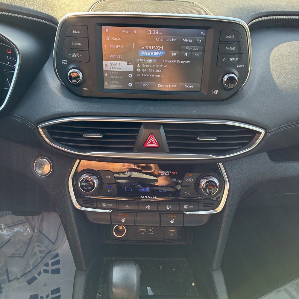 Used 2019 Hyundai Santa Fe Limited image 9