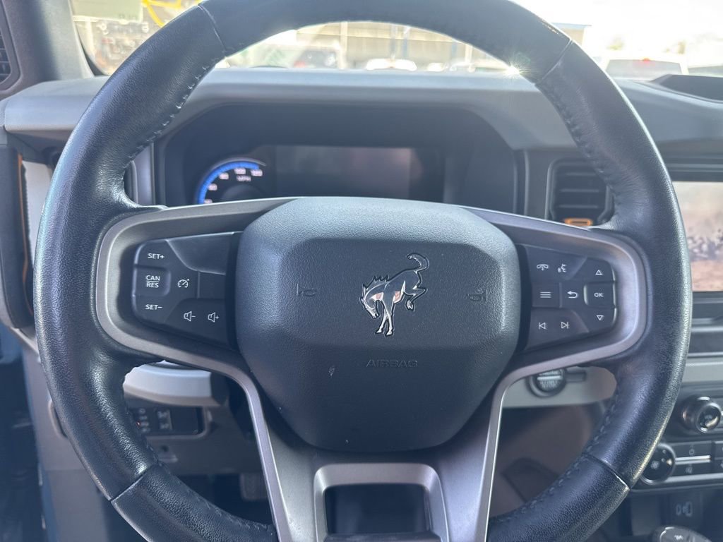 Used 2021 Ford Bronco Badlands image 8