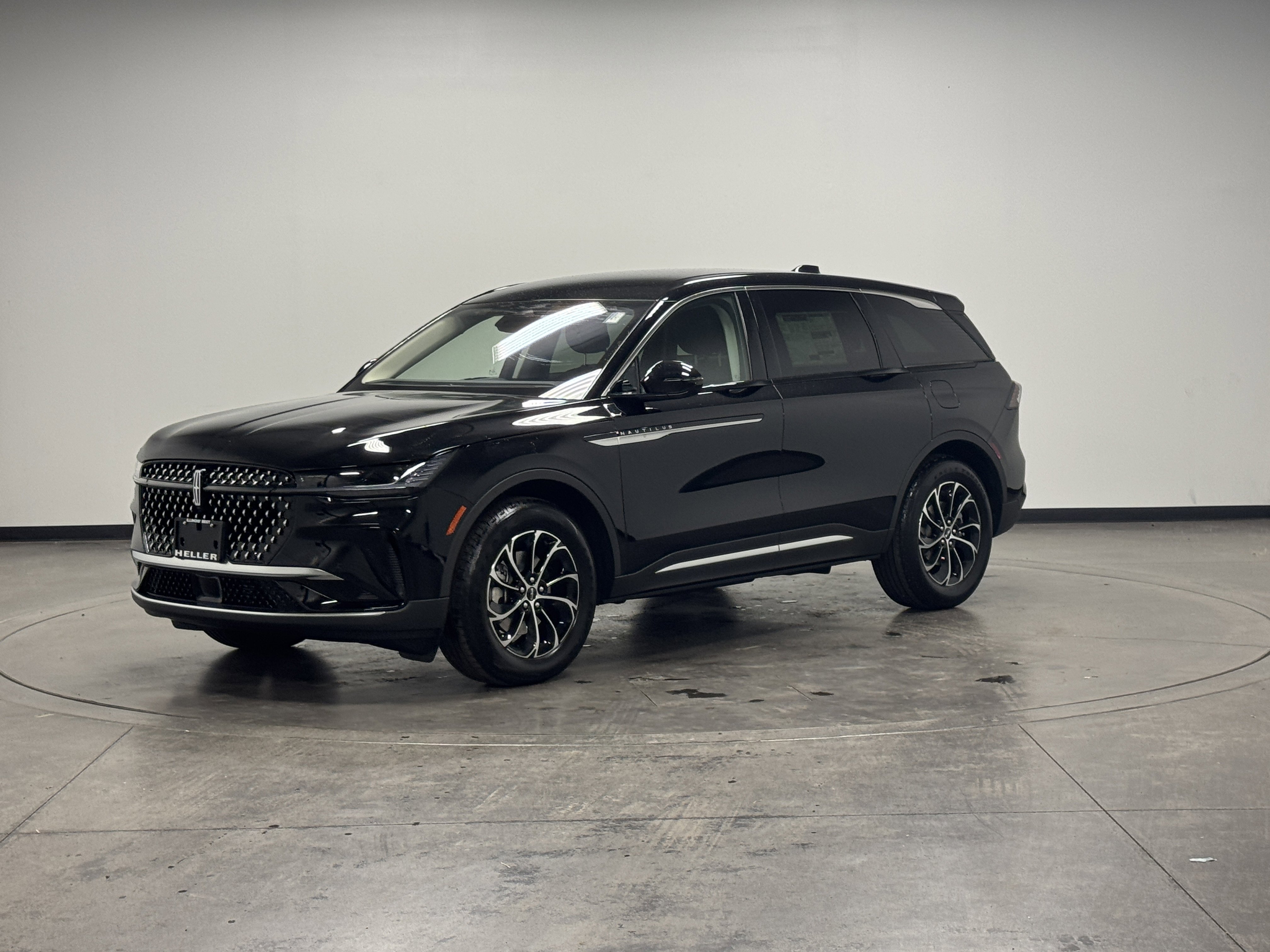 New 2026 Lincoln Nautilus Premier image 4