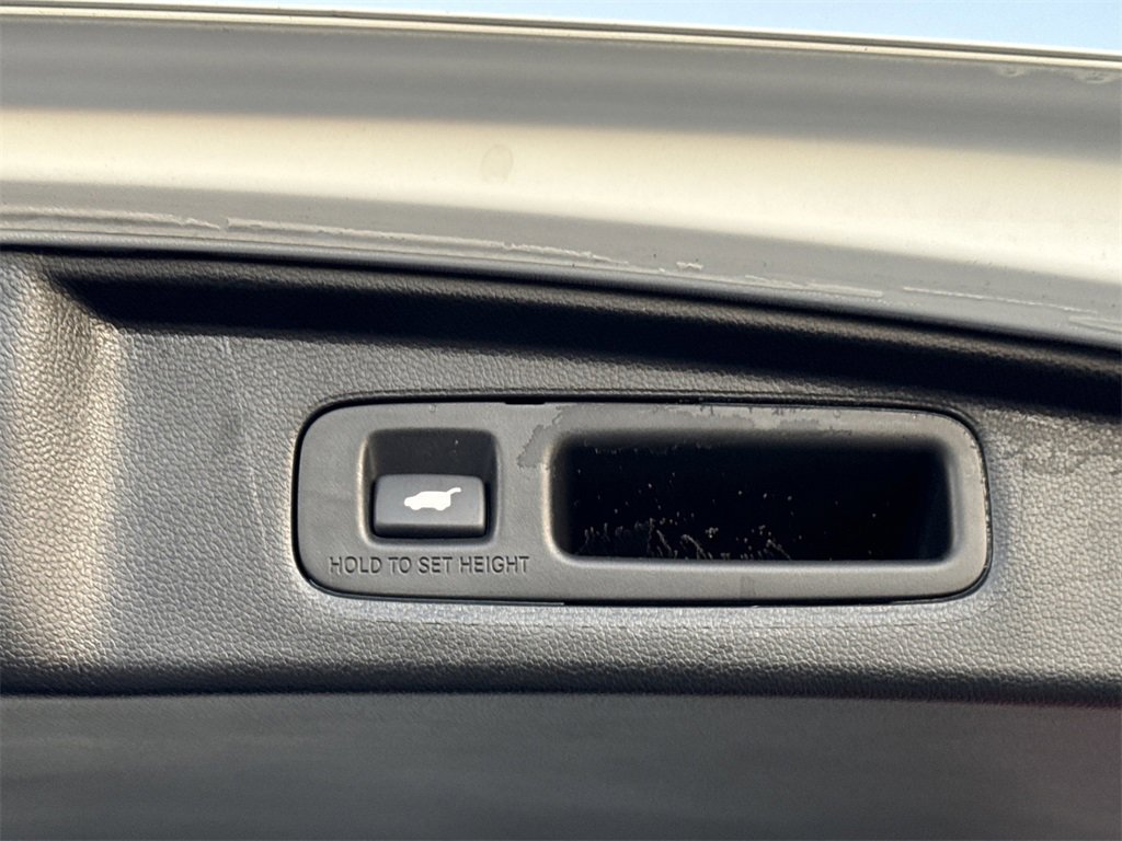 Used 2024 Honda CR-V Sport Touring image 16