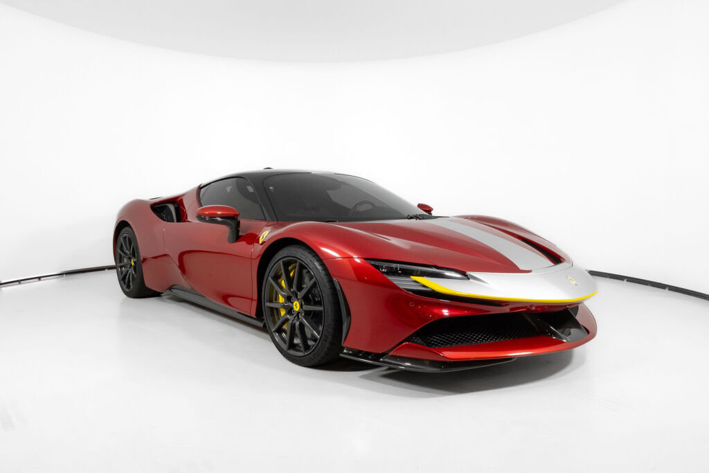 Used 2021 Ferrari SF90 Stradale image 11