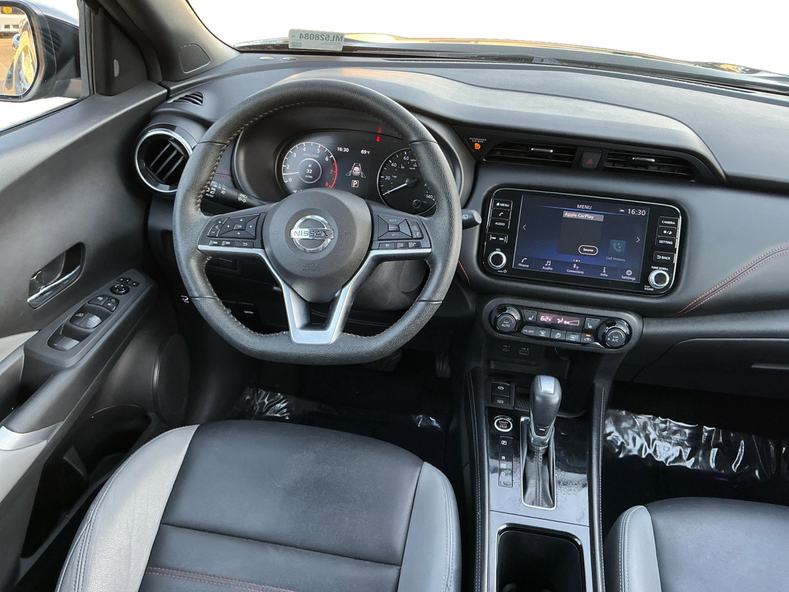 Used 2021 Nissan Kicks SR w/ SR Premium Package image 13