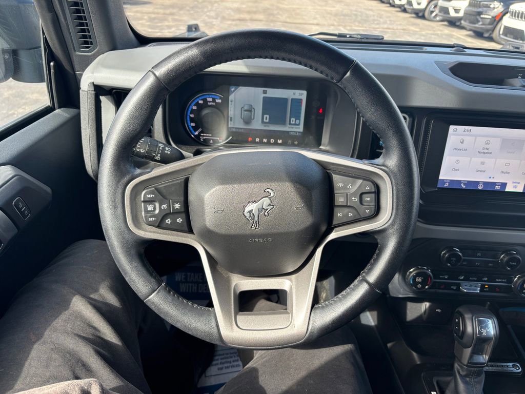 Used 2023 Ford Bronco Black Diamond image 15