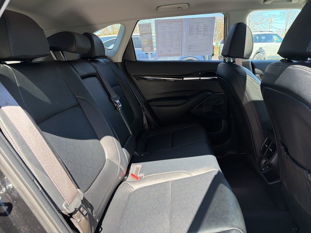 Used 2025 Kia Seltos EX w/ EX Sunroof Package image 13