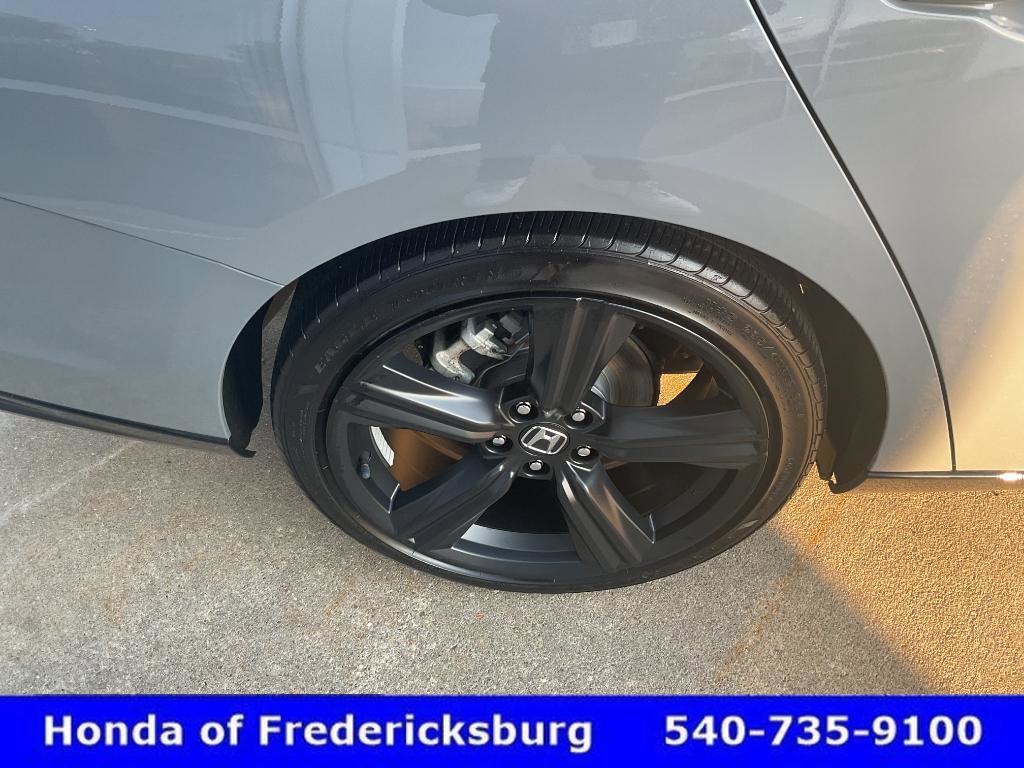 Used 2023 Honda Accord Sport image 12
