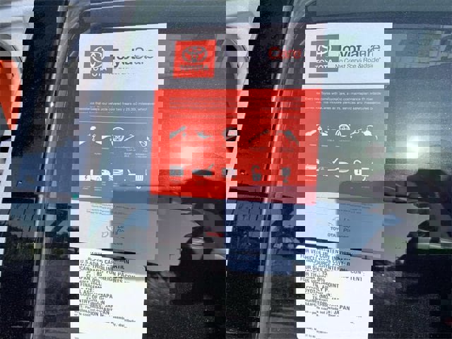 New 2025 Toyota Prius Plug-In Hybrid image 36