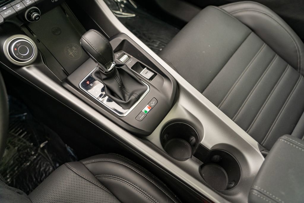 Used 2024 Alfa Romeo Tonale Ti image 27