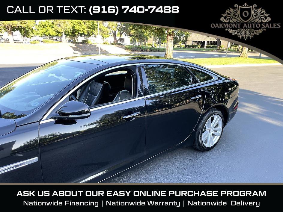 Used 2012 Jaguar XJ L RWD image 4