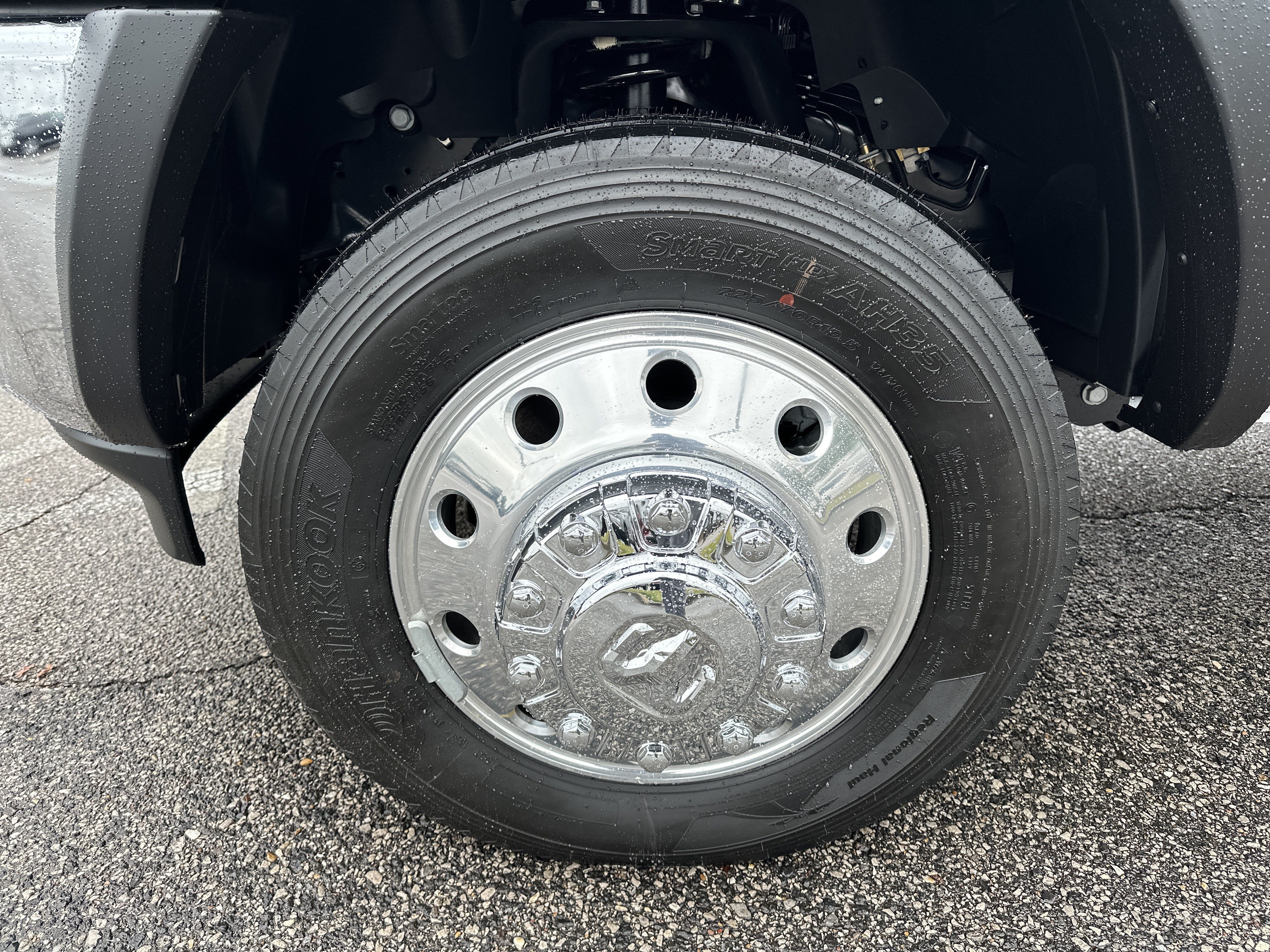 New 2026 RAM 5500 Tradesman w/ Chrome Appearance Group AWD/4WD image 11