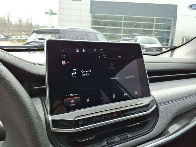 Used 2023 Jeep Compass Sport image 23