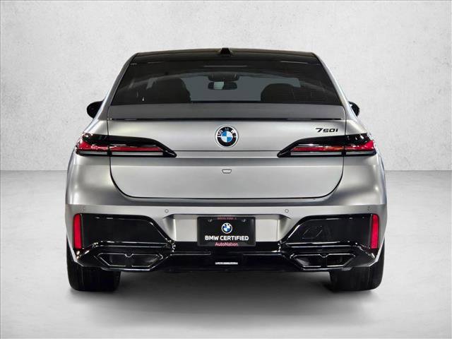 Certified 2023 BMW 760i xDrive w/ Executive Package AWD/4WD image 6