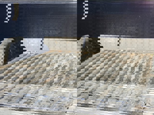 Used 2021 GMC Sierra 1500 AT4 w/ AT4 Premium Package image 16