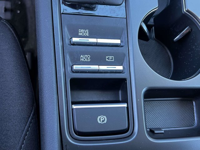 Used 2026 Hyundai Sonata SE FWD image 31
