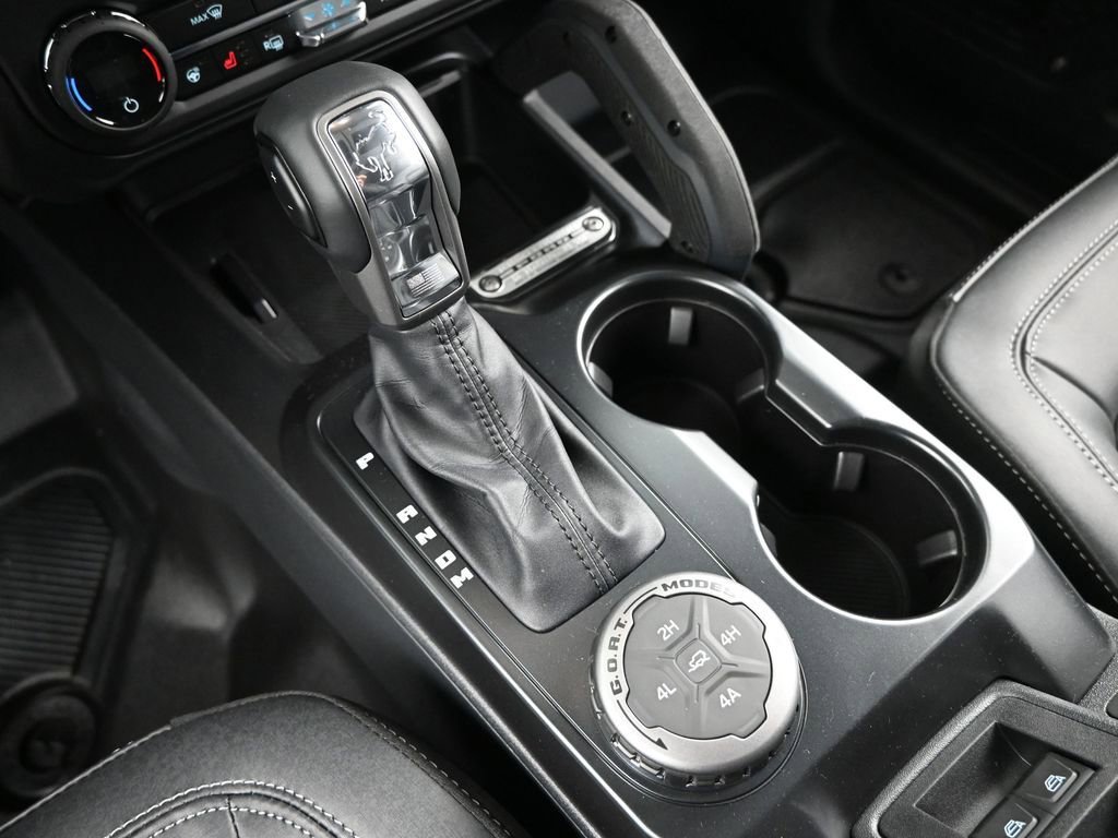 New 2025 Ford Bronco Badlands image 24