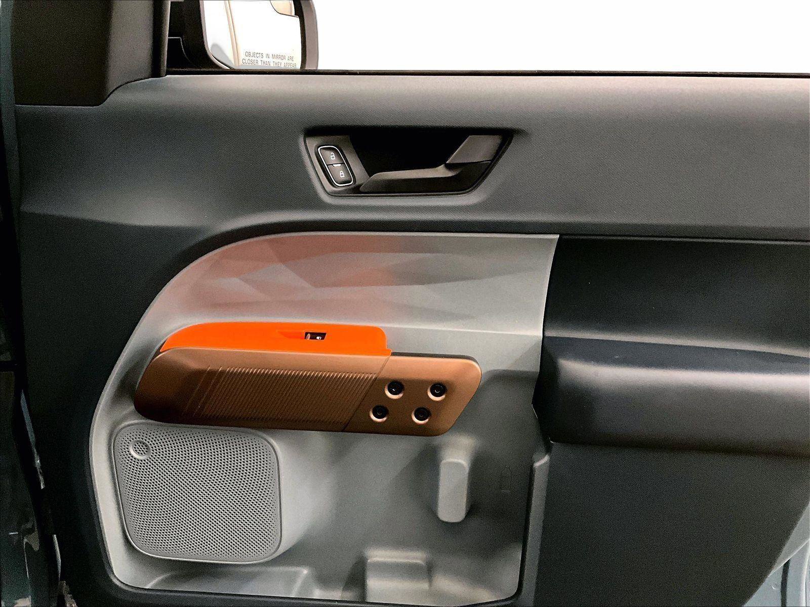 Used 2023 Ford Maverick Lariat w/ Equipment Group 500A Standard image 23