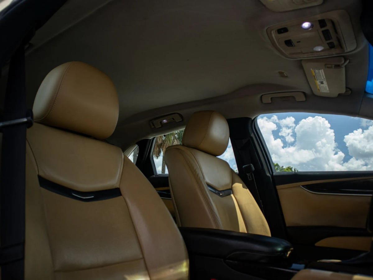 Used 2013 Cadillac XTS Premium FWD image 17