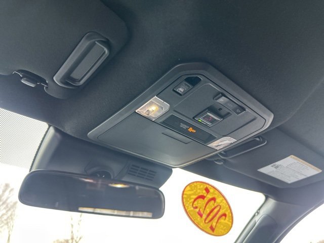 Used 2025 Toyota 4Runner SR5 image 28