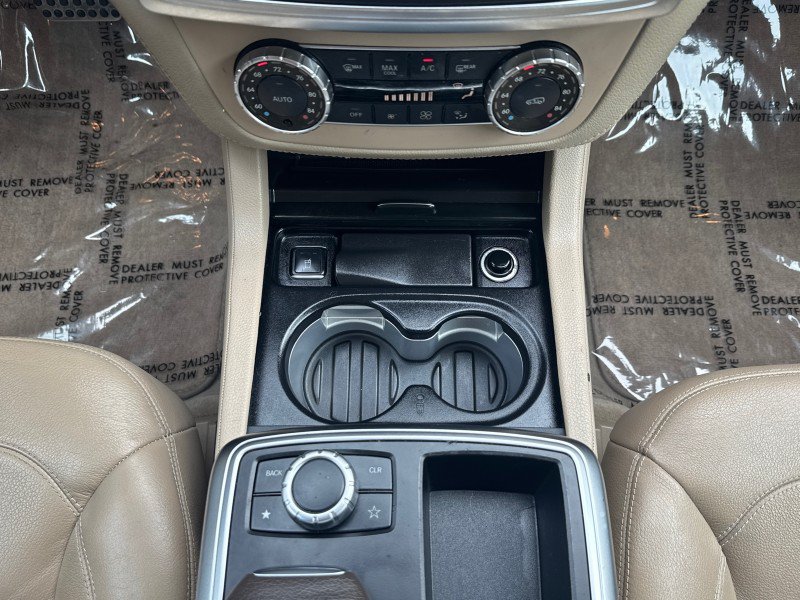 Used 2015 Mercedes-Benz ML 400 4MATIC image 24