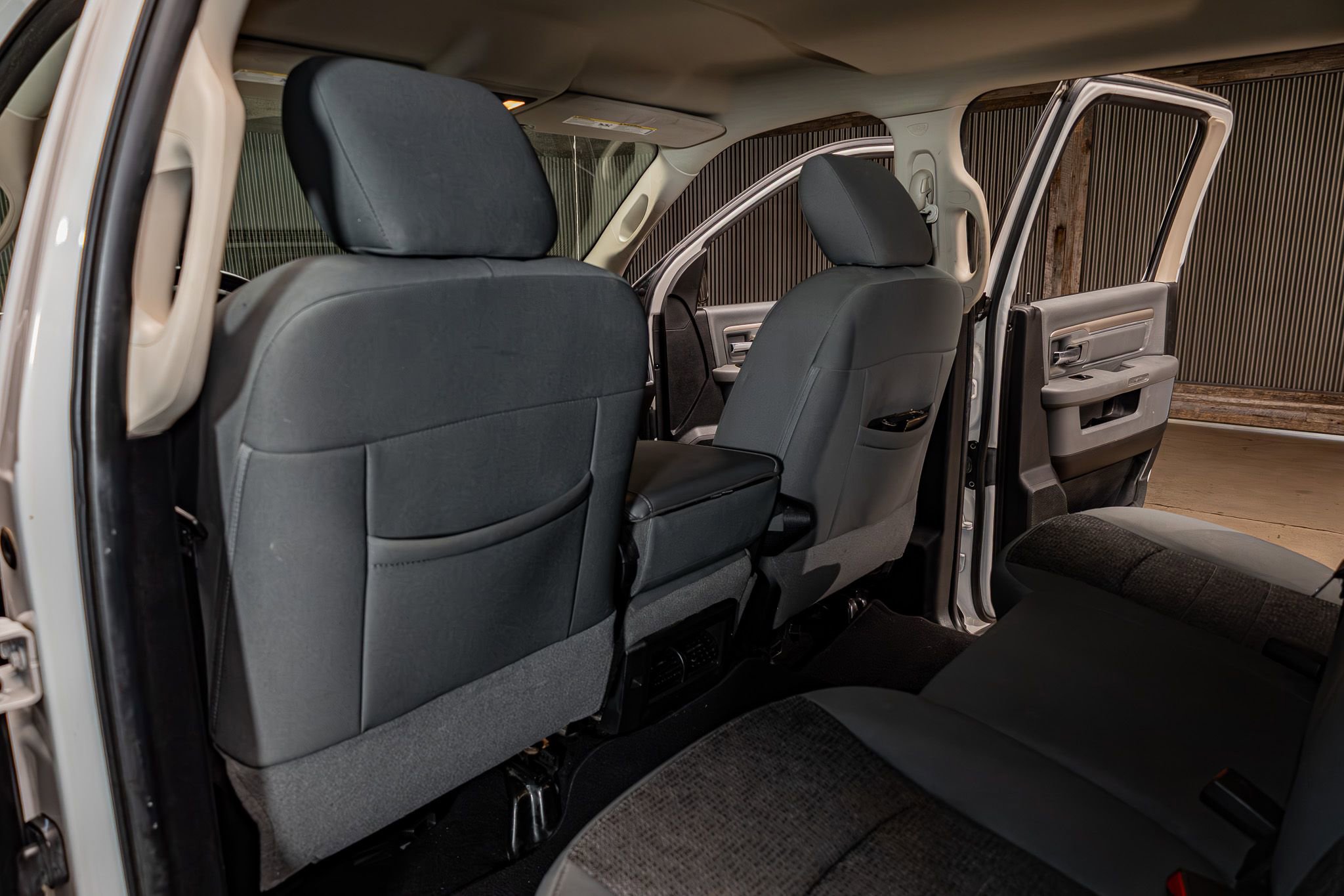 Used 2014 RAM 2500 SLT w/ Luxury Group RWD image 21