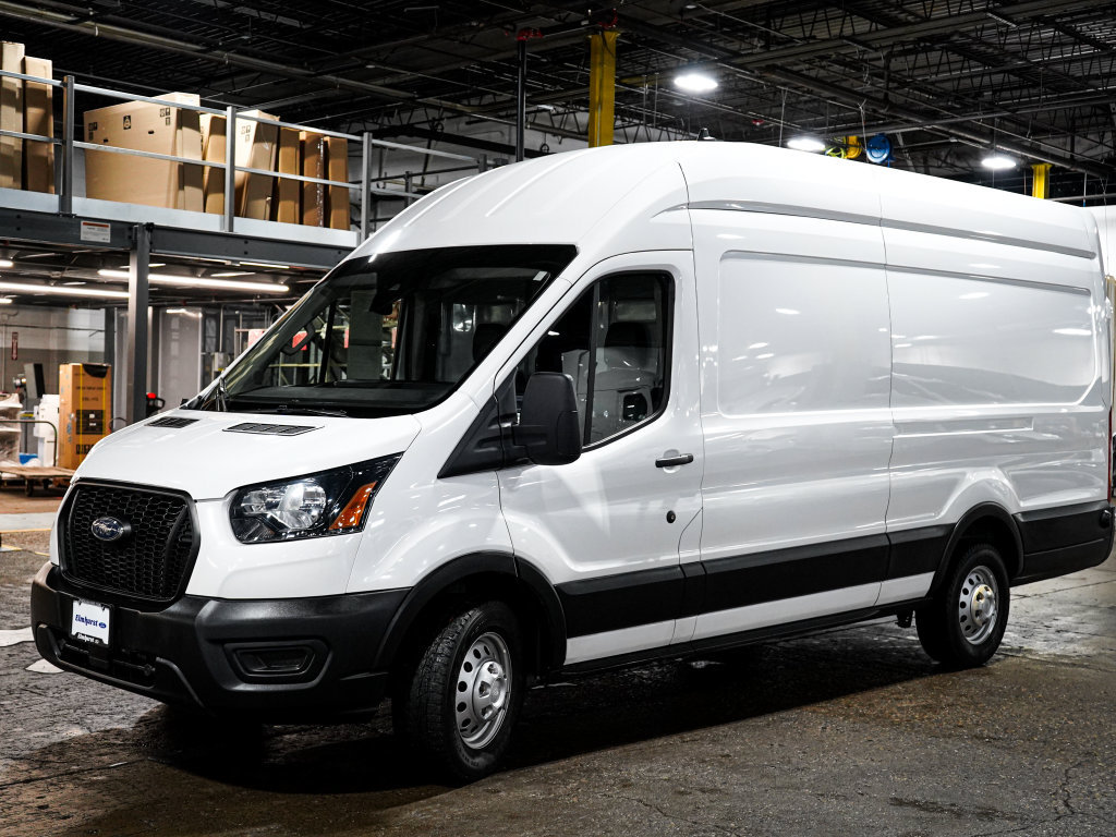Used 2024 Ford Transit 250 148 High Roof Extended AWD w/ Load Area Protection Package image 4