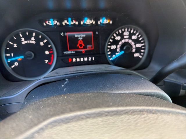 Used 2015 Ford F150 XLT w/ Equipment Group 302A Luxury image 9