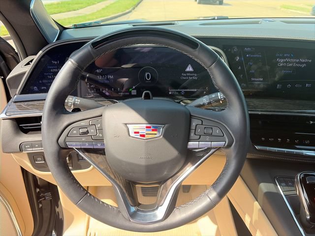 Used 2024 Cadillac Escalade Premium Luxury w/ Performance Package AWD/4WD image 14