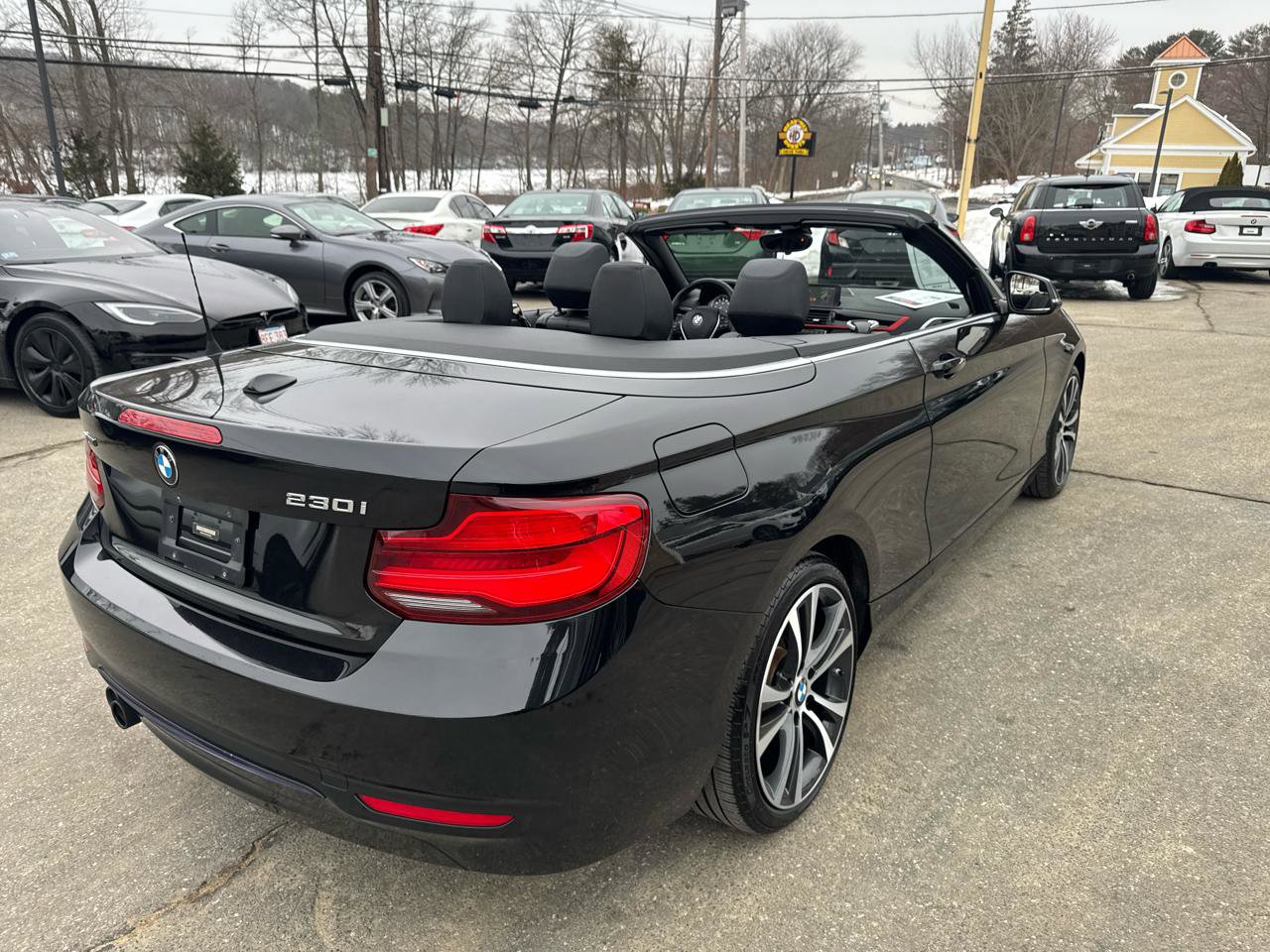 Used 2018 BMW 230i xDrive Convertible image 8