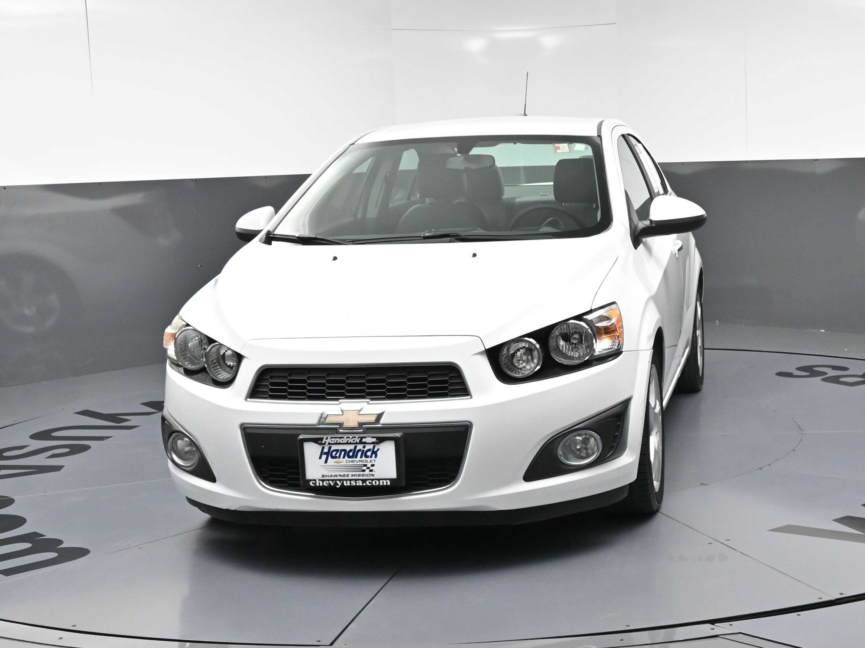 Used 2015 Chevrolet Sonic LTZ FWD image 5