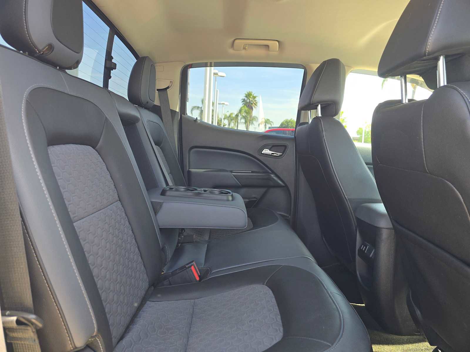 Used 2016 Chevrolet Colorado Z71 RWD image 12