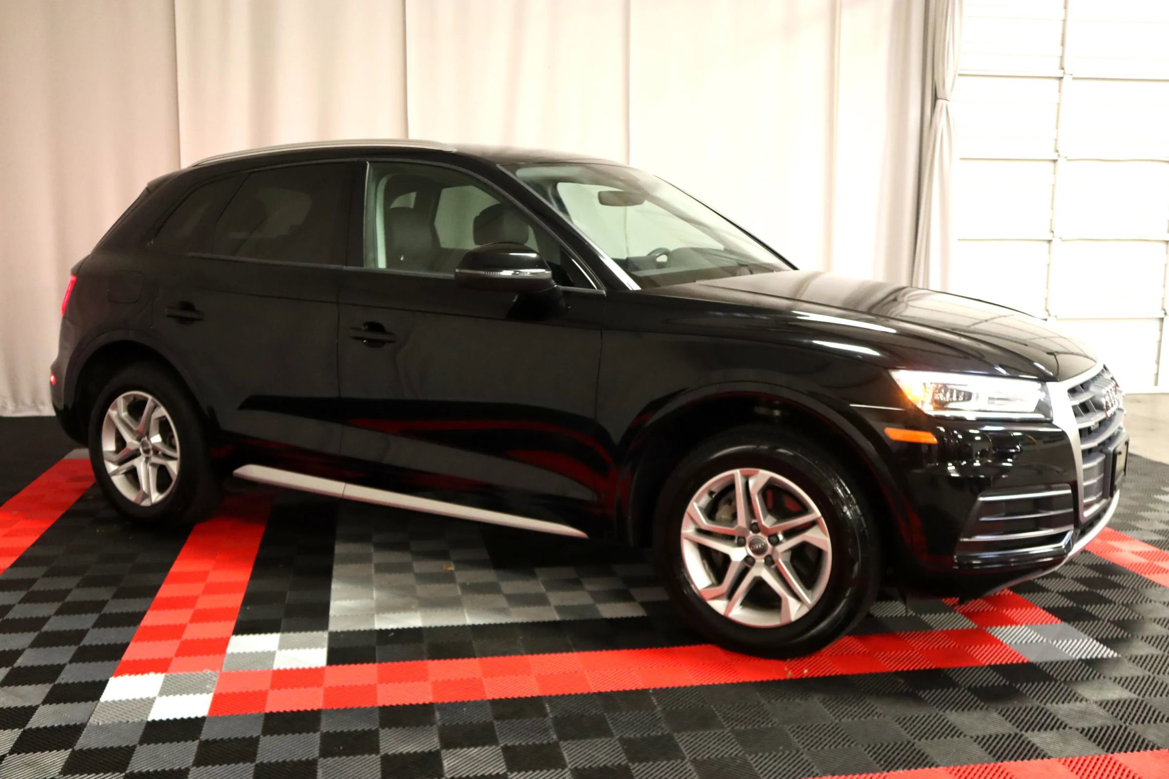 Used 2018 Audi Q5 2.0T Premium w/ Convenience Package image 7