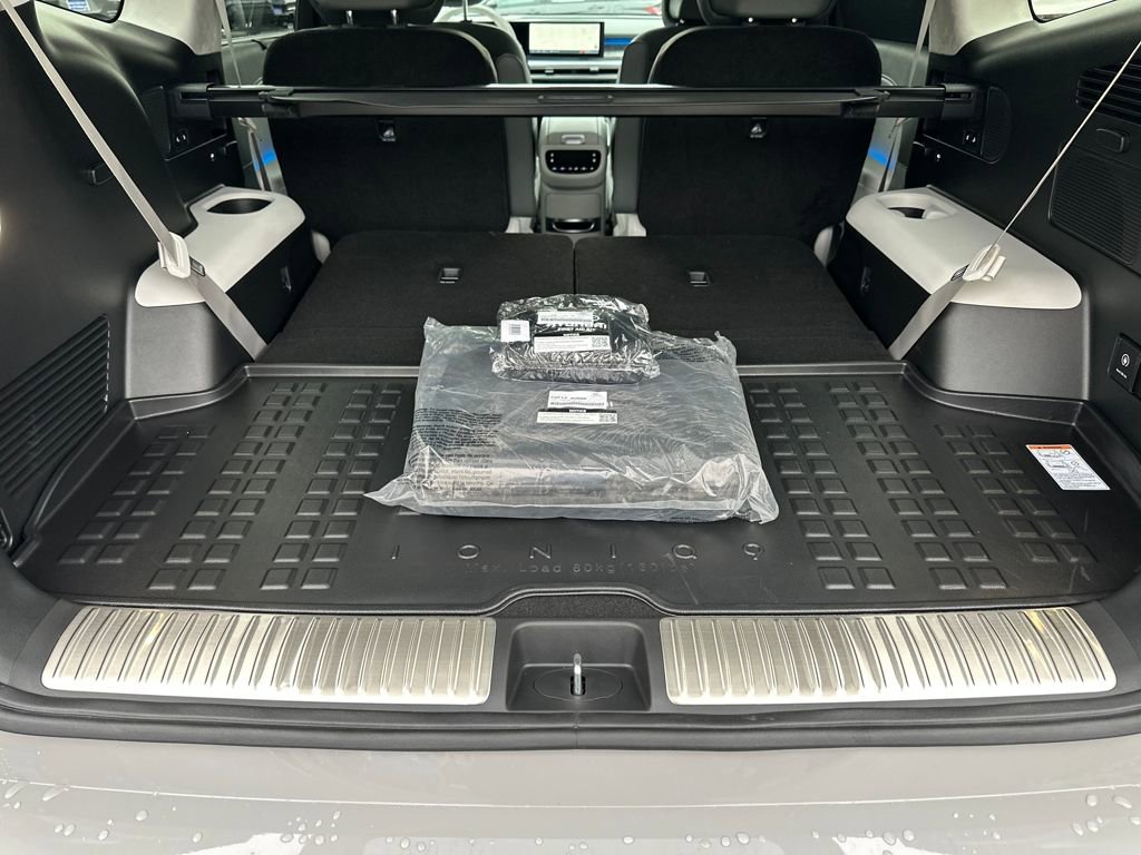 New 2026 Hyundai Ioniq 9 Calligraphy image 16