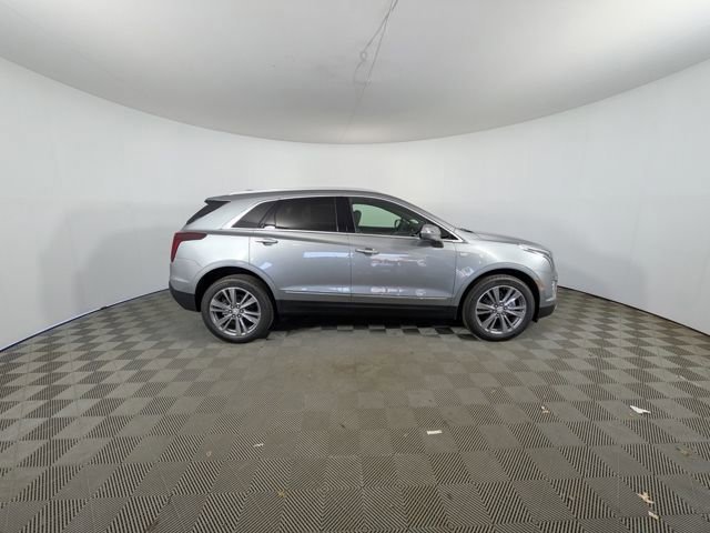 New 2025 Cadillac XT5 Premium Luxury w/ LPO, Floor Liner Package AWD/4WD image 2