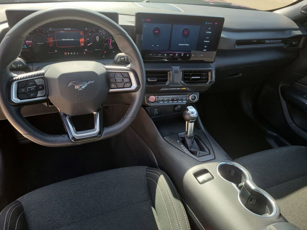 Used 2025 Ford Mustang EcoBoost image 19