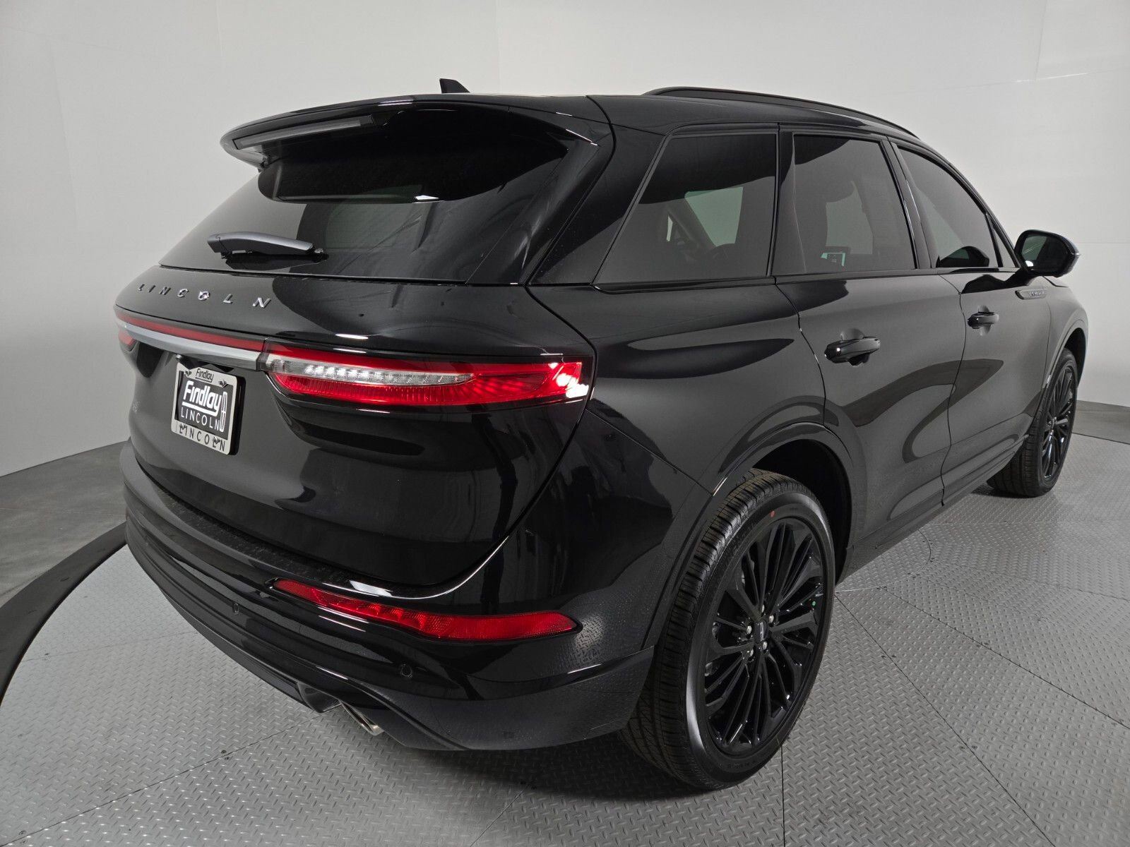 New 2026 Lincoln Corsair Reserve w/ Jet Appearance Package image 4