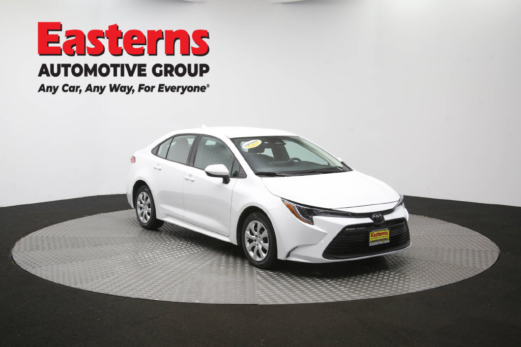 Used 2025 Toyota Corolla LE FWD image 47