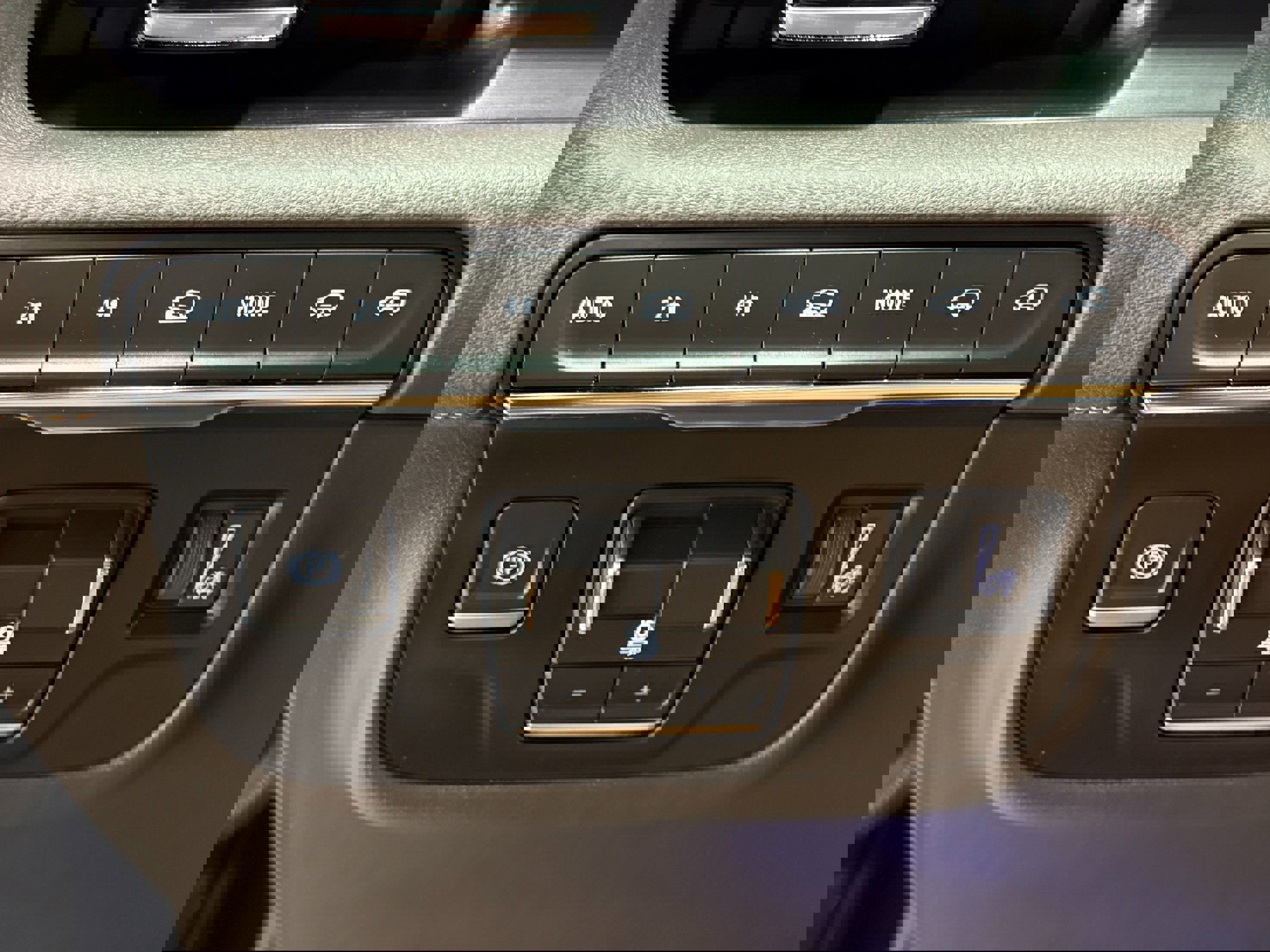 Used 2023 Cadillac Escalade Sport w/ Touring Package image 30