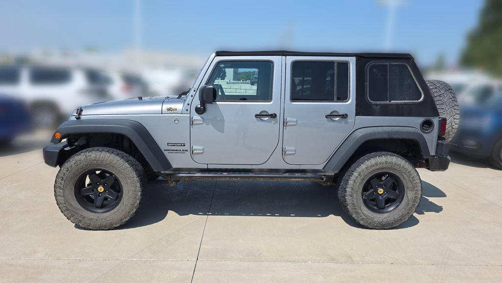 Used 2015 Jeep Wrangler Unlimited Sport w/ Quick Order Package 24S AWD/4WD image 2