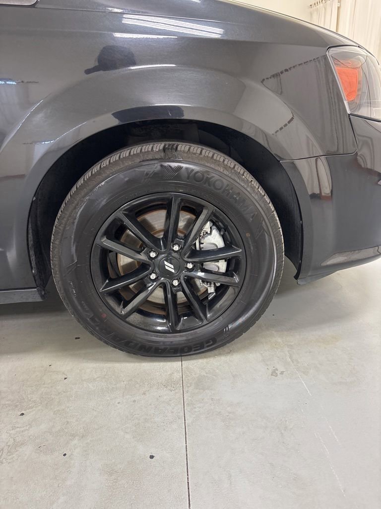 Used 2019 Dodge Grand Caravan GT FWD image 35