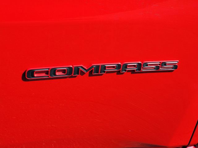 Used 2023 Jeep Compass Limited image 7