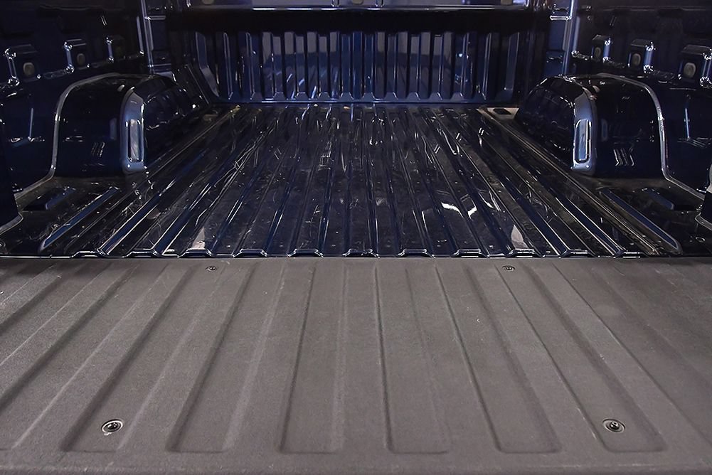 Used 2023 Chevrolet Silverado 1500 LT AWD/4WD image 13