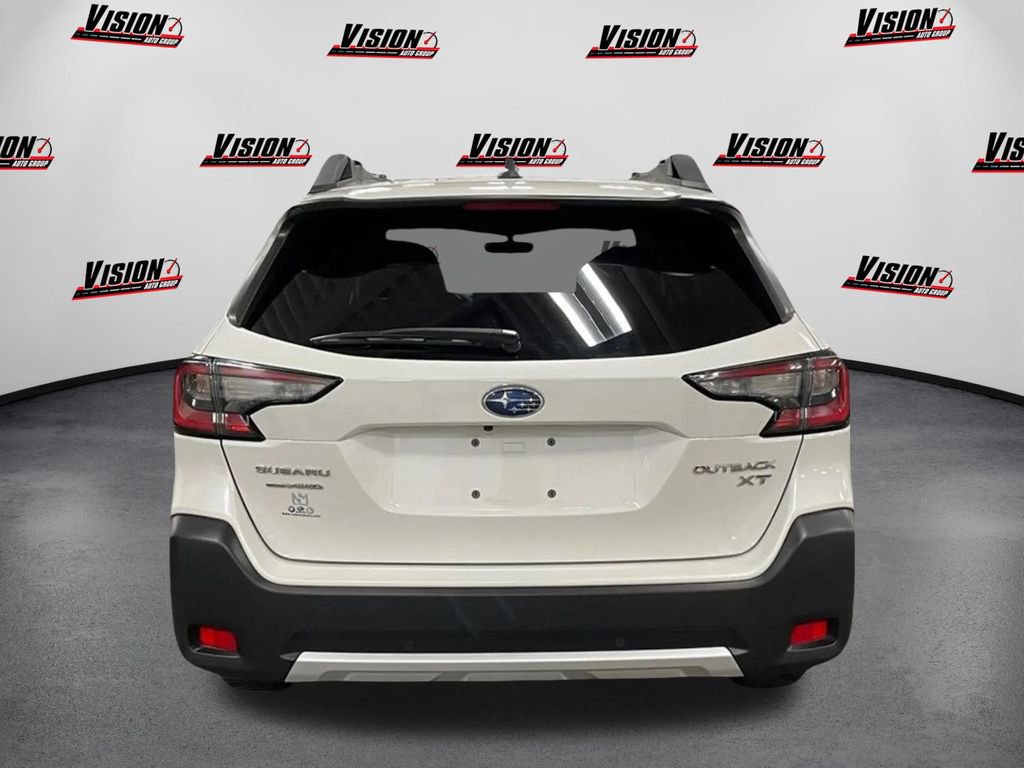 Used 2023 Subaru Outback Limited XT image 4