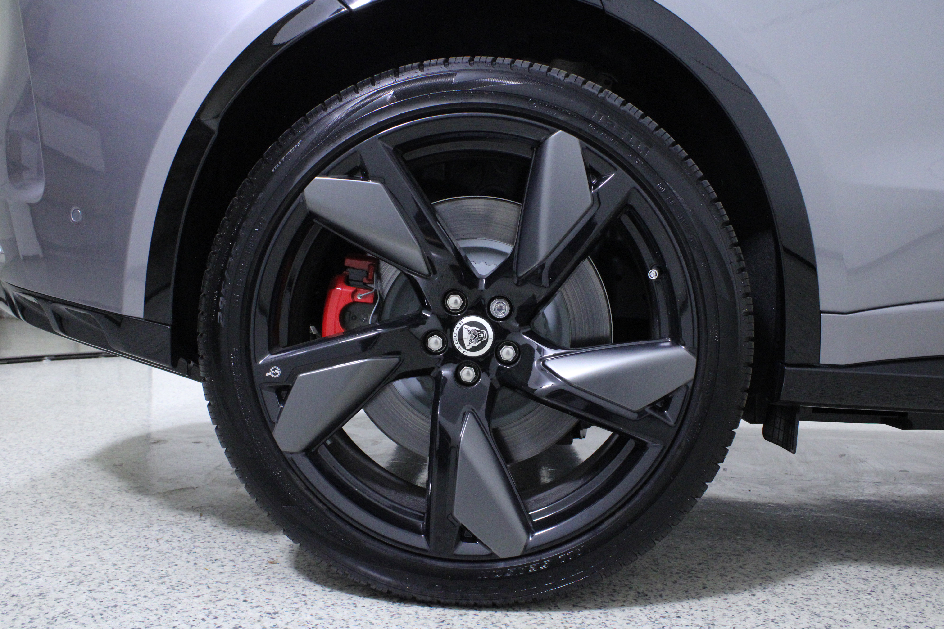 New 2026 Jaguar F-PACE SVR 575 Edition image 8