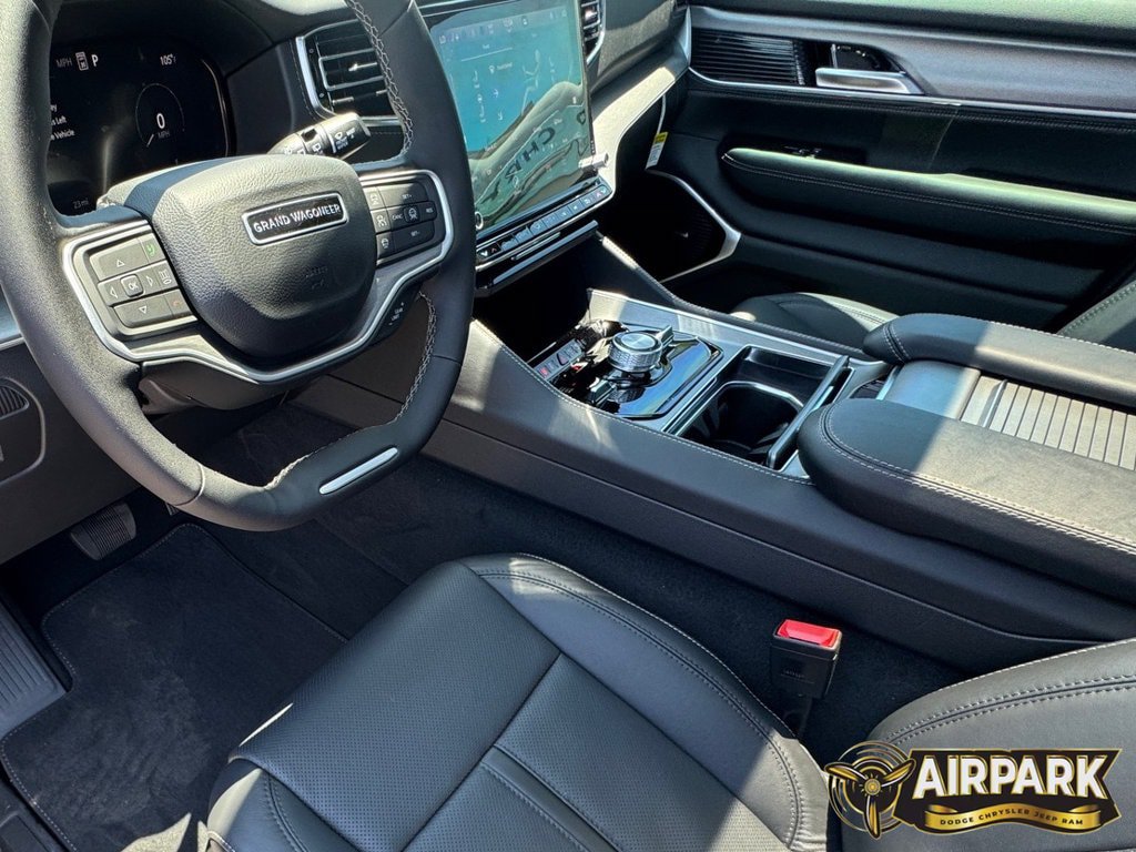 New 2026 Jeep Grand Wagoneer Limited AWD/4WD image 19