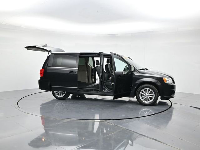 Used 2019 Dodge Grand Caravan SXT image 48