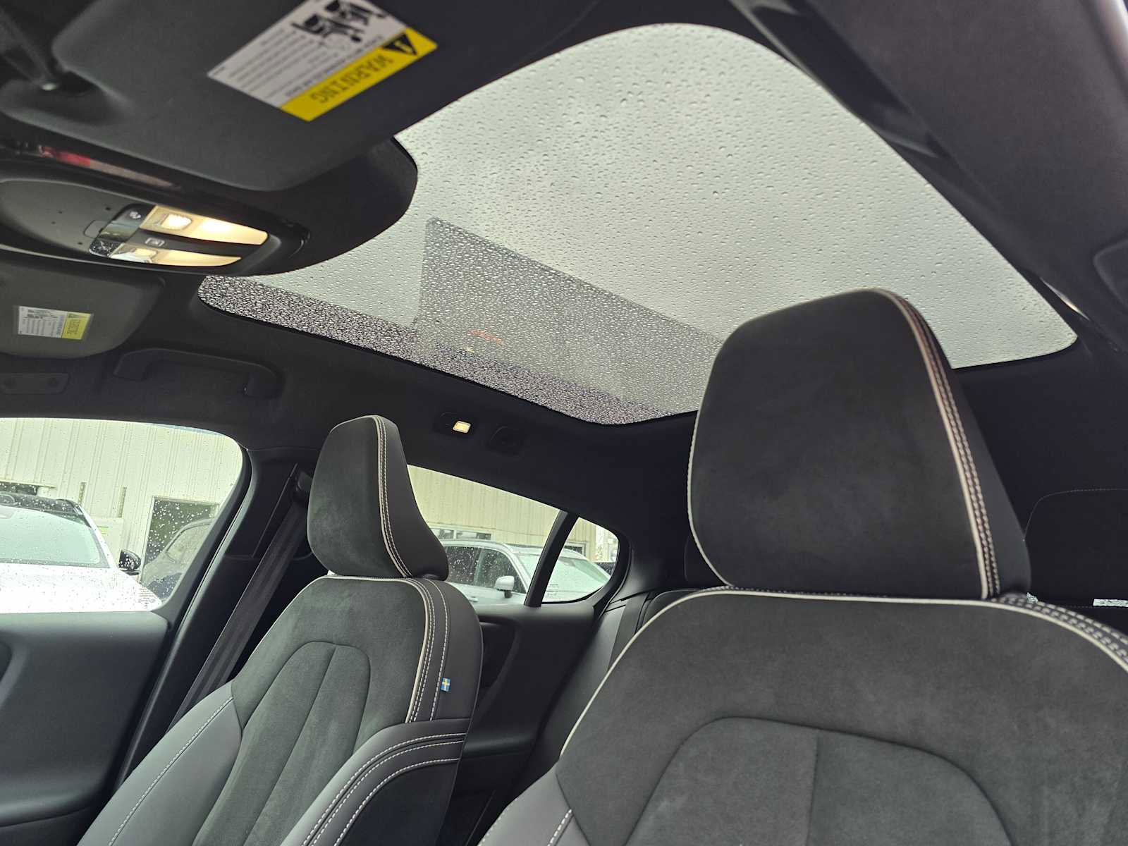 Certified 2023 Volvo C40 P8 Recharge Ultimate w/ Protection Package Premier AWD/4WD image 23