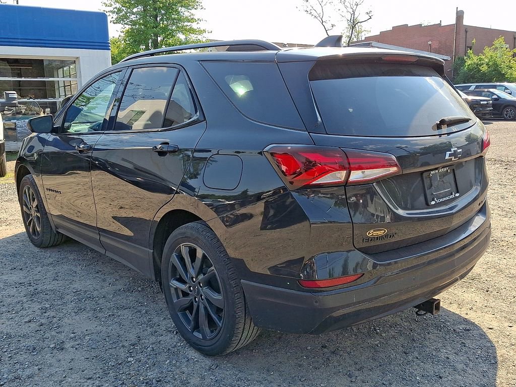 Used 2024 Chevrolet Equinox RS AWD/4WD image 6