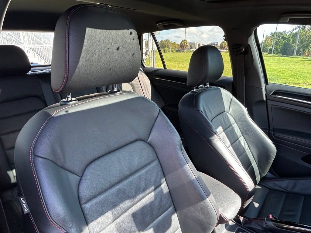 Used 2017 Volkswagen GTI Autobahn FWD image 40